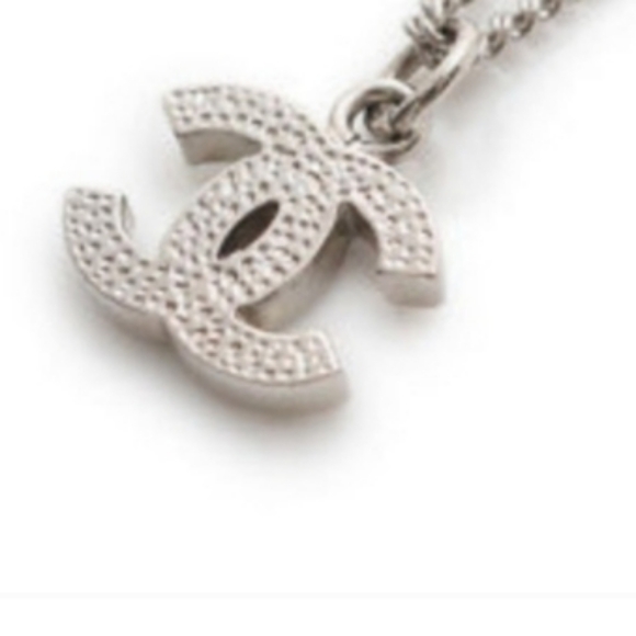 Chanel Silver Charm - Picture 1 of 3